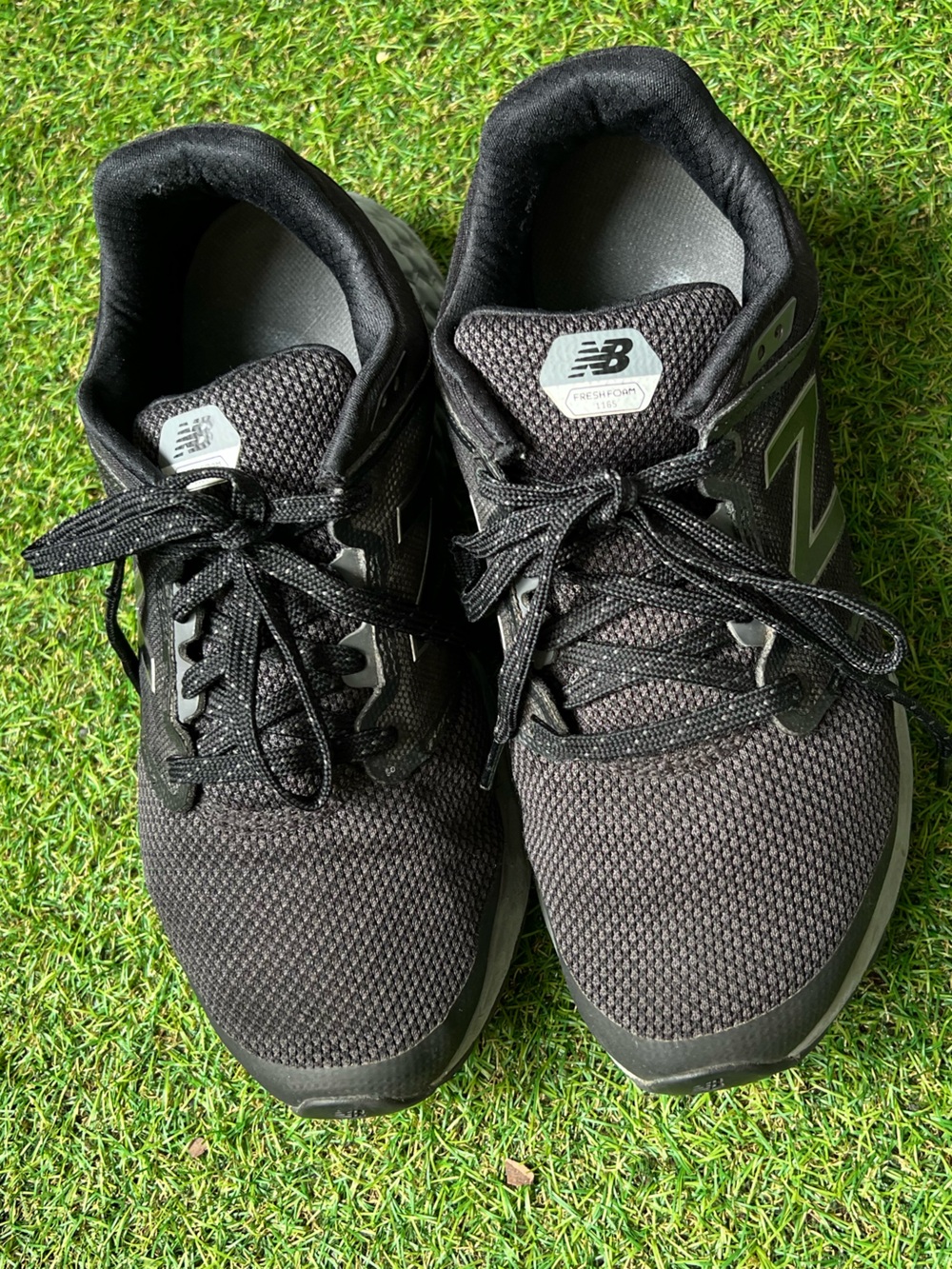 New Balance Men's Black Athletic Running Sneakers
